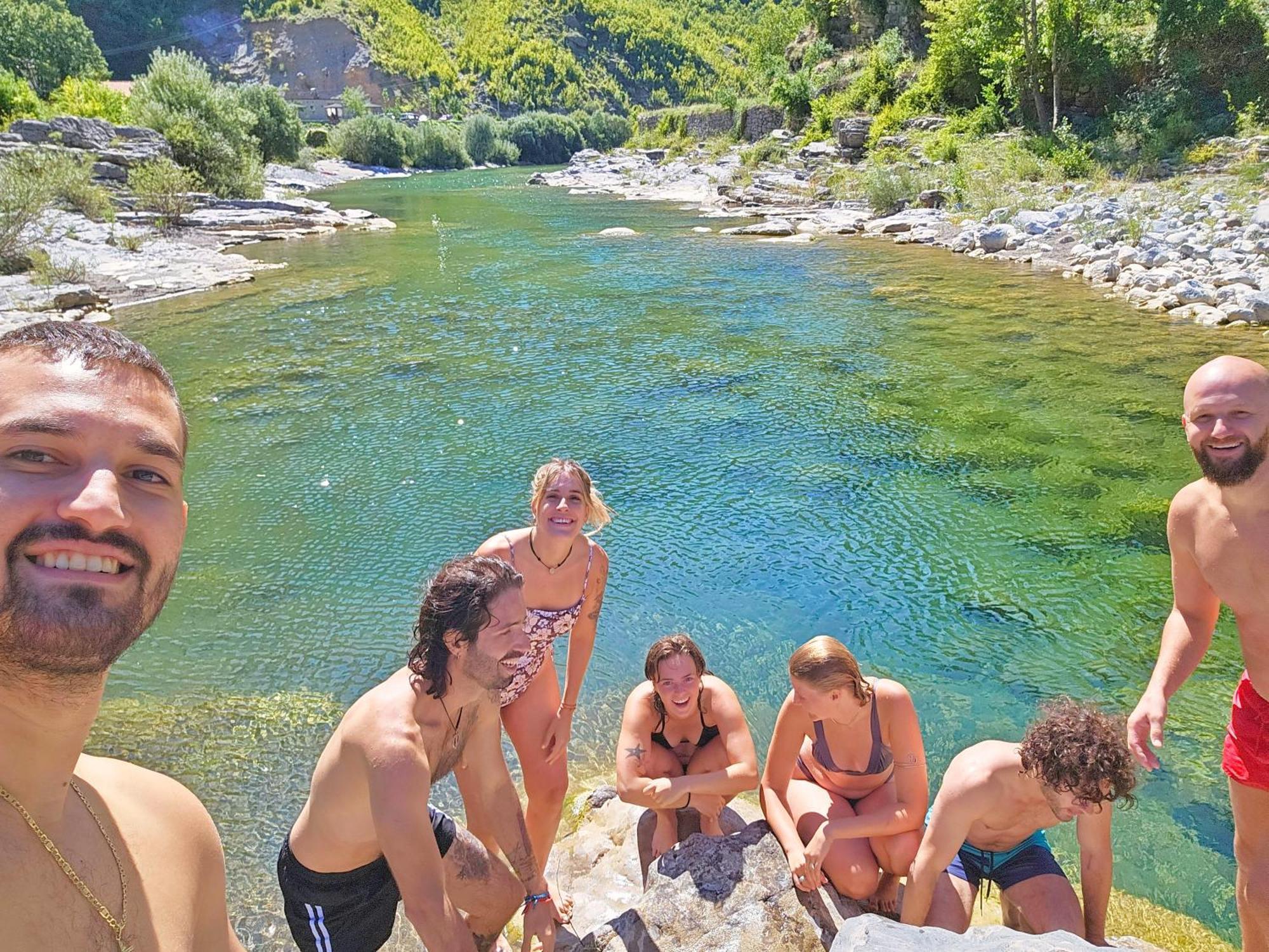 Shkodra Hostel & Day Tours エクステリア 写真