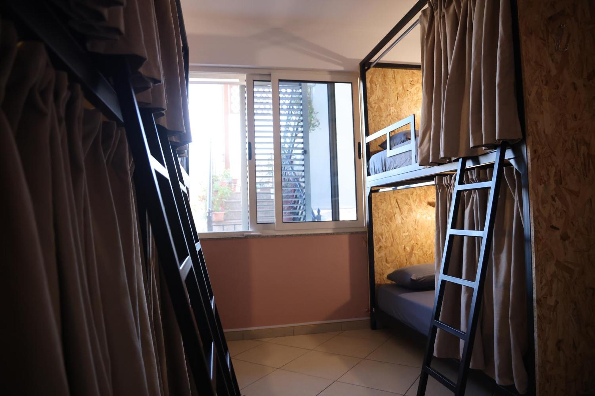 Shkodra Hostel & Day Tours エクステリア 写真