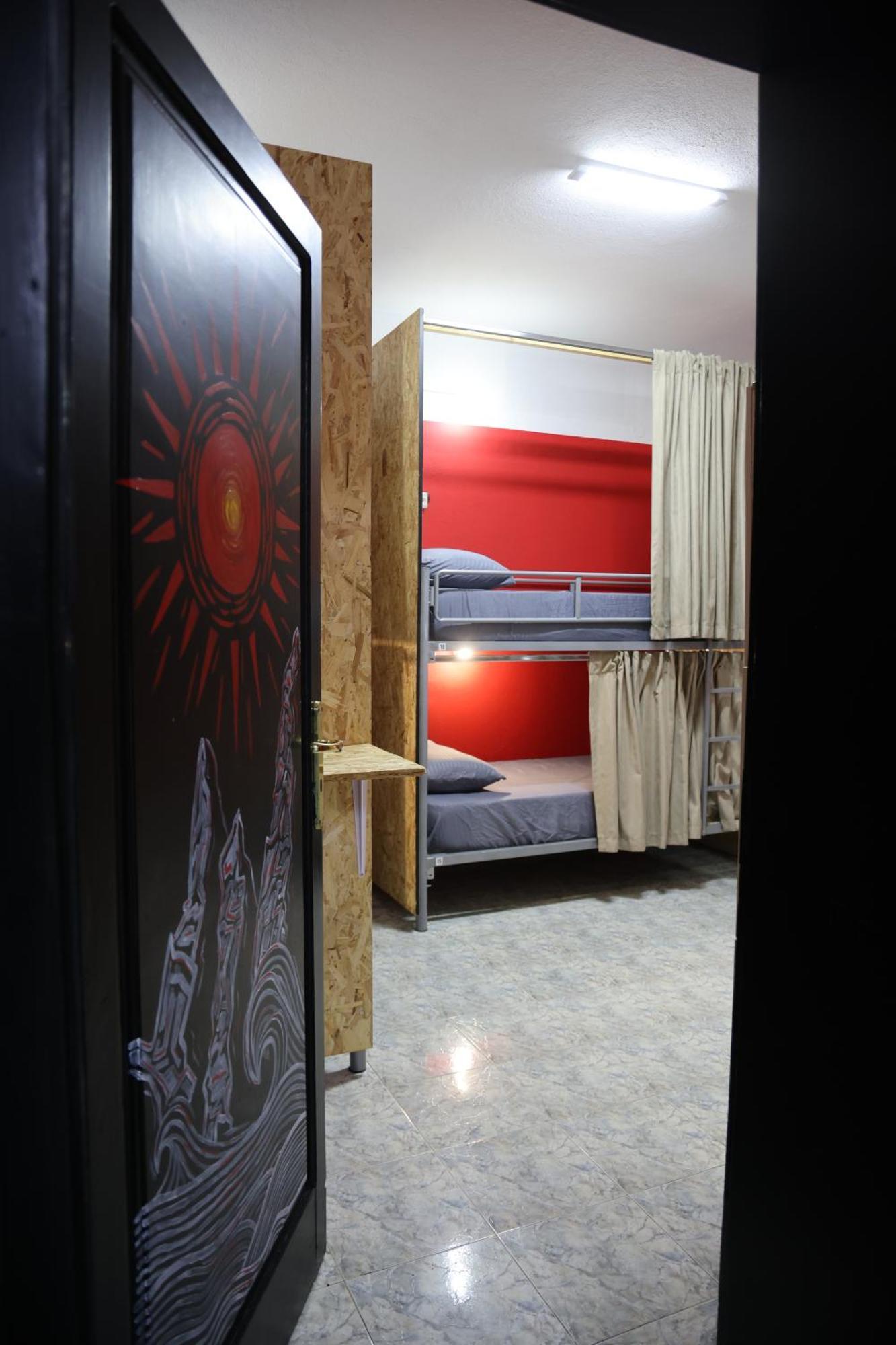 Shkodra Hostel & Day Tours エクステリア 写真